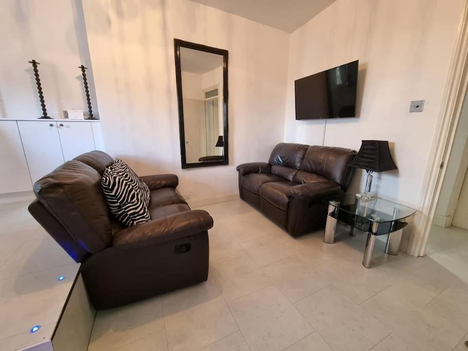 Beautiful Apartment In The Heart Of Rochester 로체스터 외부 사진